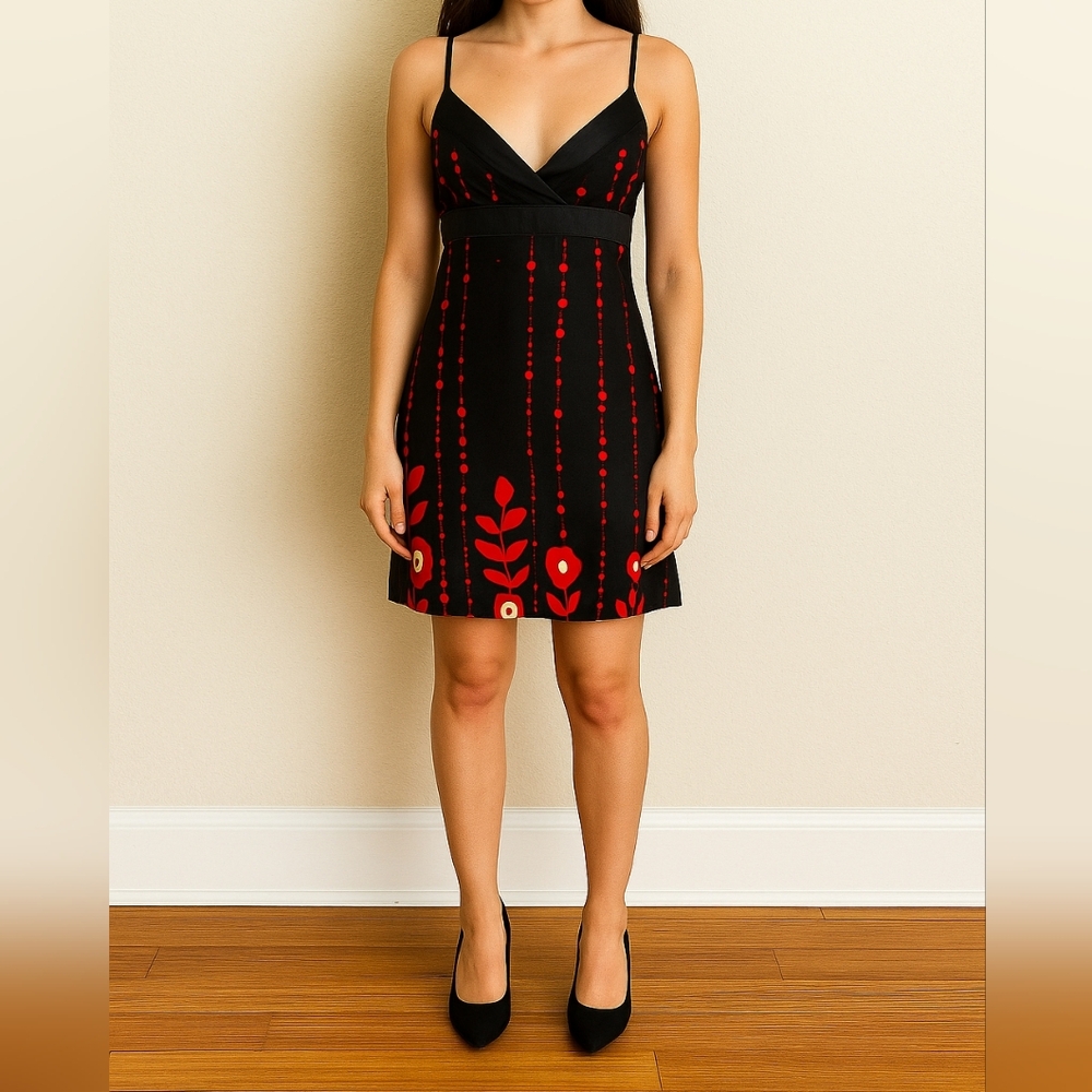 LOB Collection Dress size 2 - Picture 2 of 9